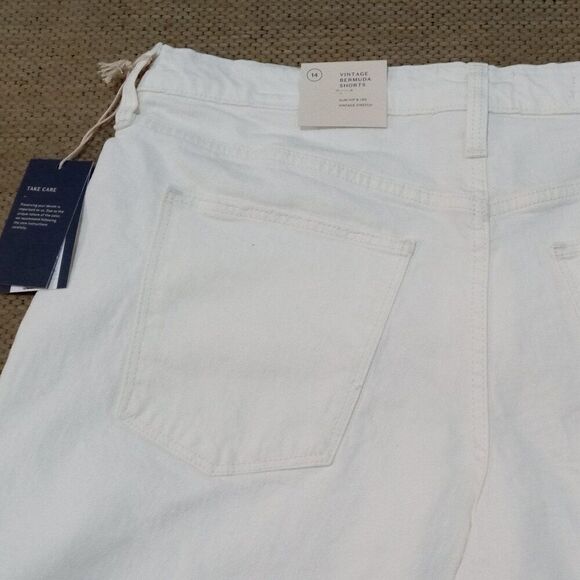 Universal Thread Women's Vintage Bermuda Jean Shorts (Size 14) White - NEW!!! - Picture 7 of 9